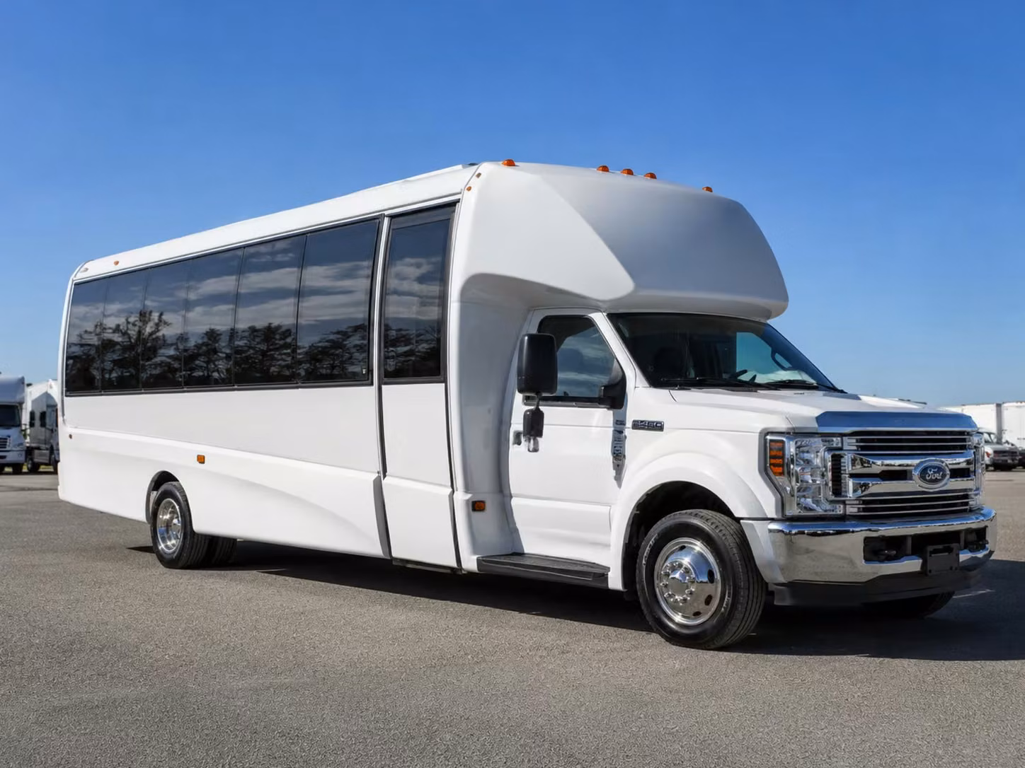 20 passenger minibus