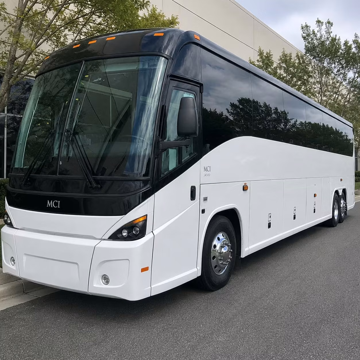 corporate airport shuttles for birmingham s business travelers