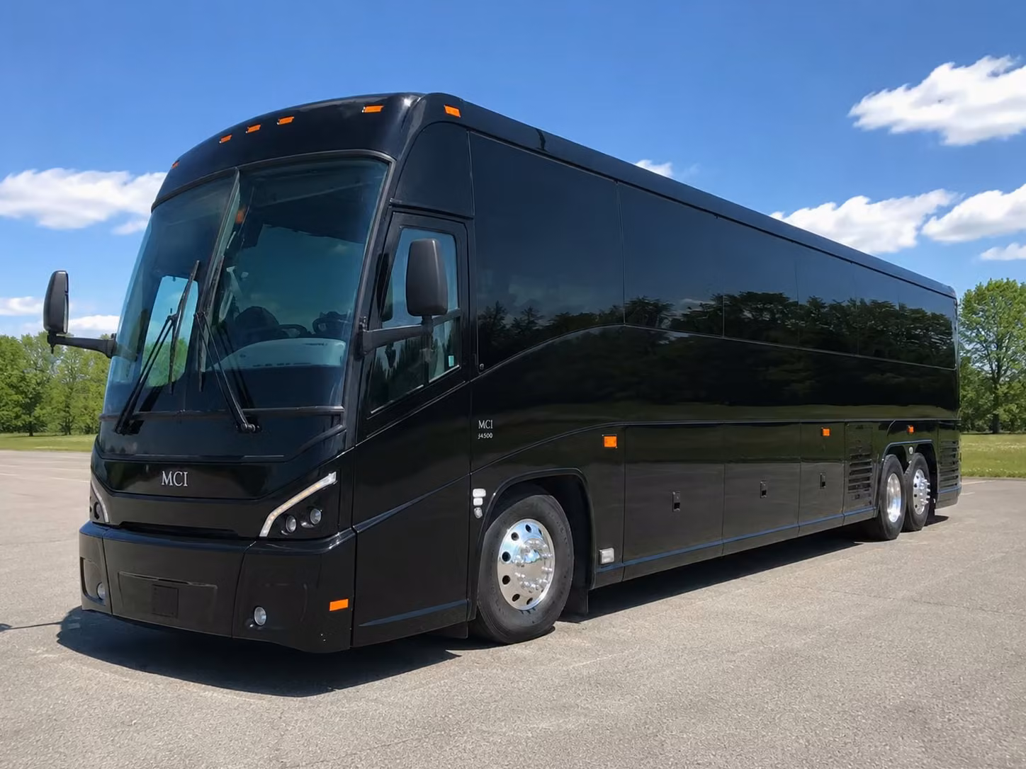 corporate airport transfers to and from birmingham shuttlesworth international airport