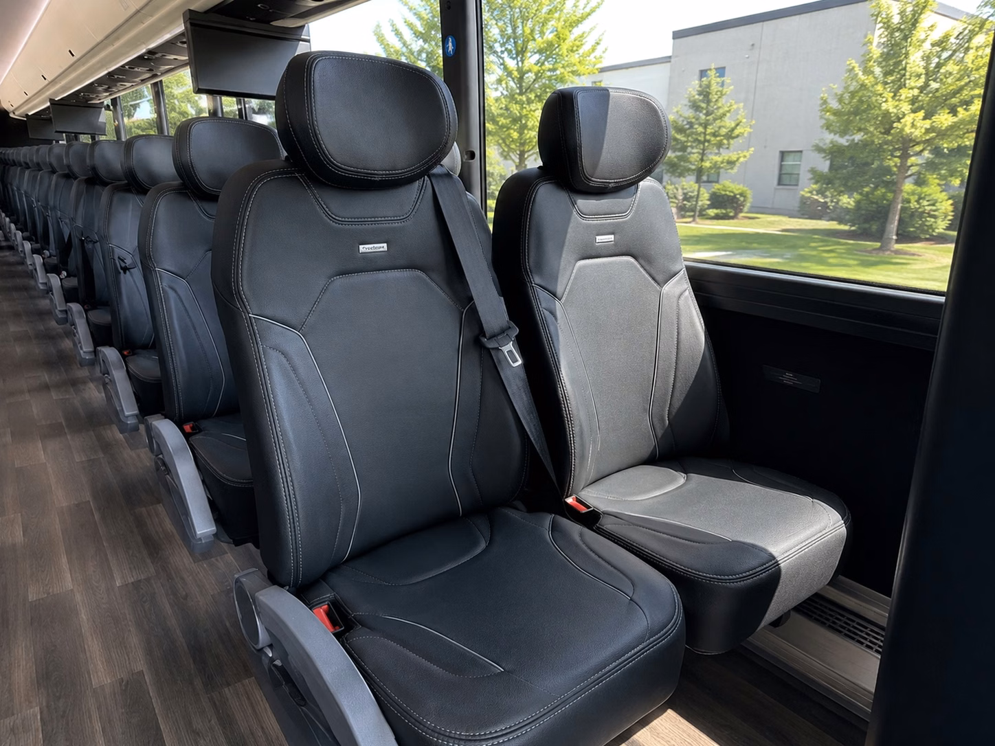 shuttle your wedding guests between birmingham hotels and your venue without the headache